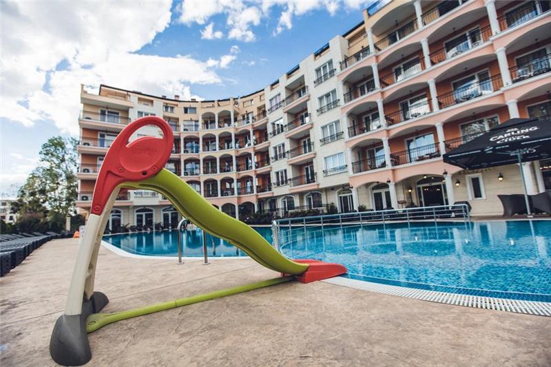 #altIMG Базен  in Hotel# Avenue DELUXE Aparthotel #altIMG in# Burgas, Bulgaria - #altIMG Image# 1
