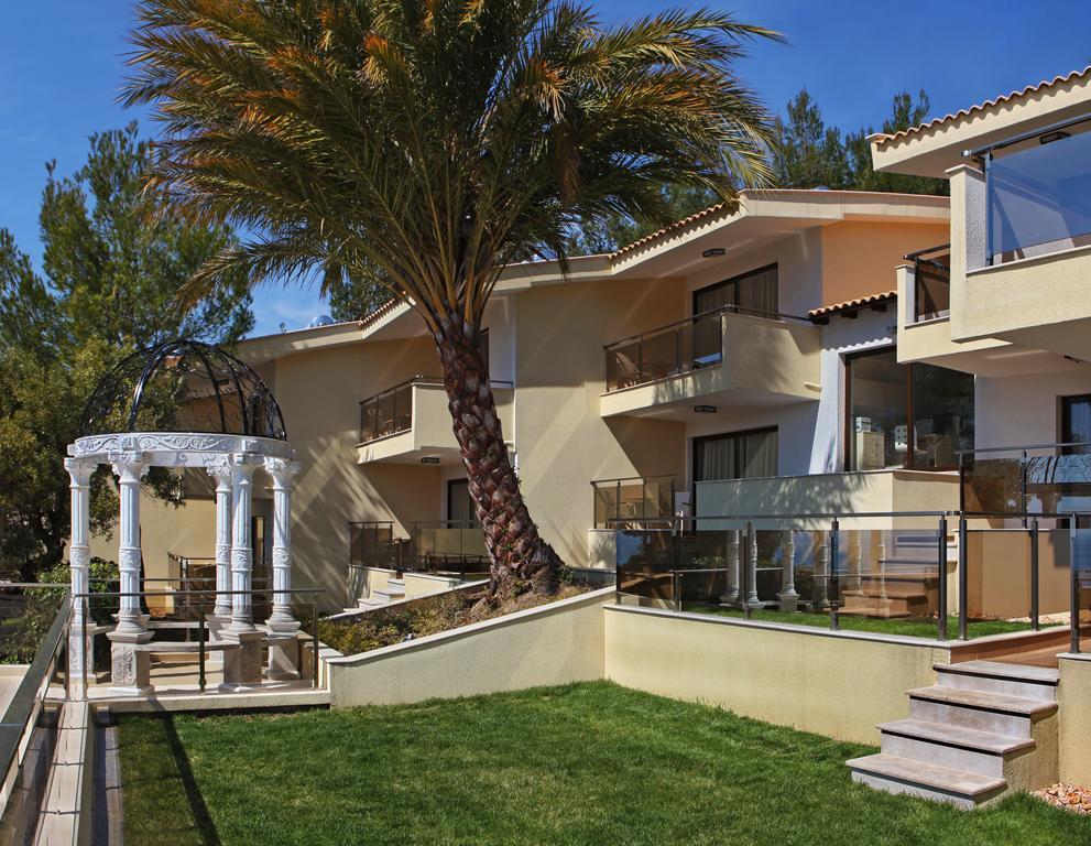 #altIMG Hotel# Bomo Rahoni Cronwell Park Hotel Adults Only #altIMG in# Kassandra, Greece - #altIMG Image# 3