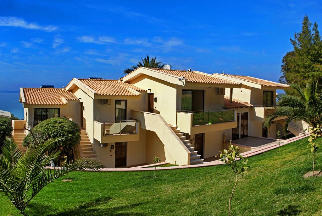 #altIMG Hotel# Bomo Rahoni Cronwell Park Hotel Adults Only #altIMG in# Kassandra, Greece - #altIMG Image# 2