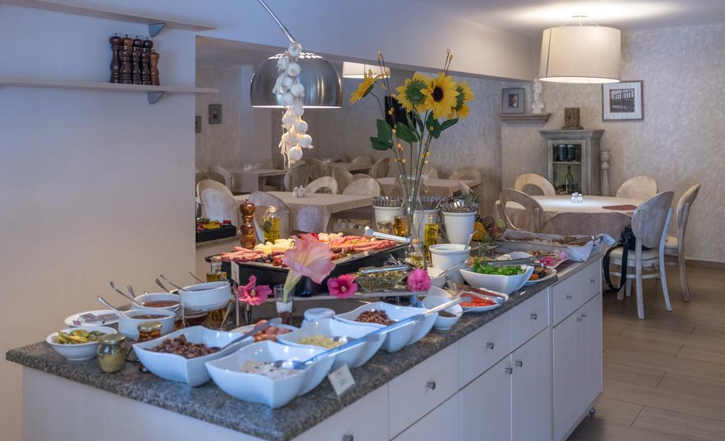 #altIMG Ресторан in Hotel# Bomo Rahoni Cronwell Park Hotel Adults Only #altIMG in# Kassandra, Greece - #altIMG Image# 1