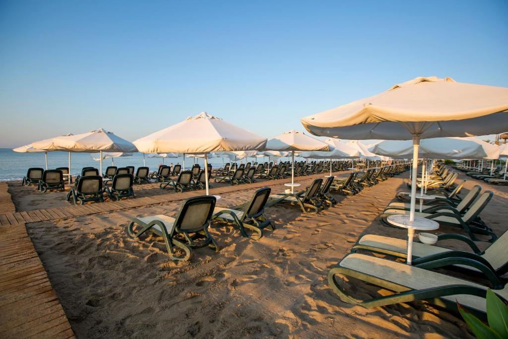 #altIMG Hotel# CRYSTAL TAT BEACH GOLF RESORT & SPA #altIMG in# Antalya, Turkey - #altIMG Image# 1