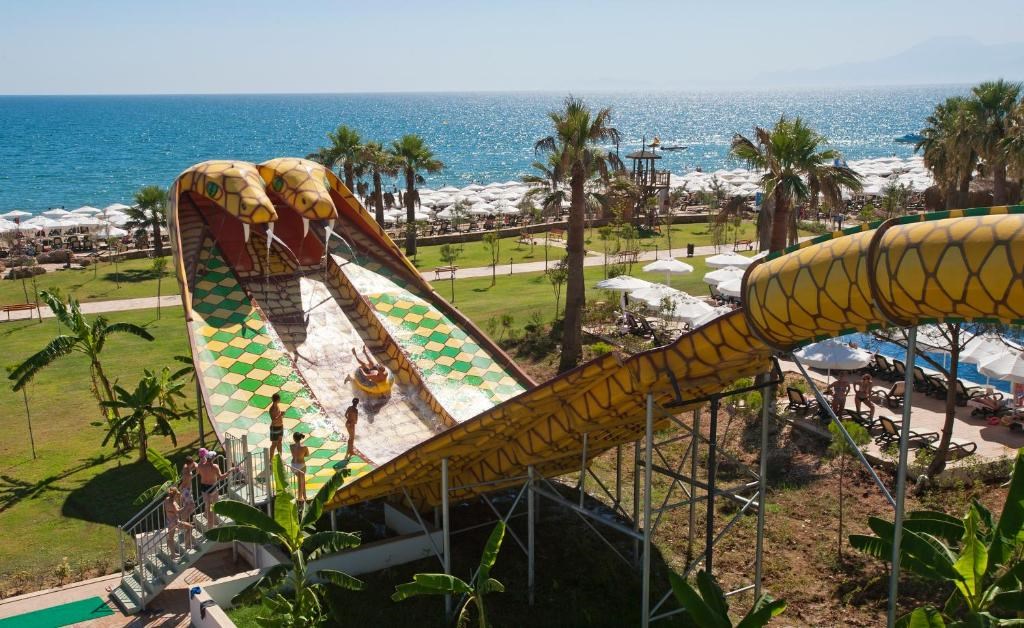 #altIMG Hotel# CRYSTAL TAT BEACH GOLF RESORT & SPA #altIMG in# Antalya, Turkey - #altIMG Image# 6
