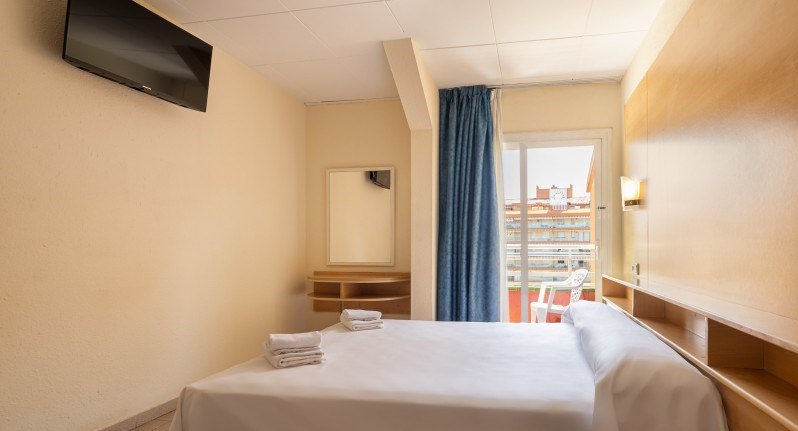 #altIMG Hotel# H TOP SUMMER SUN #altIMG in# Costa Brava, Spain - #altIMG Image# 2