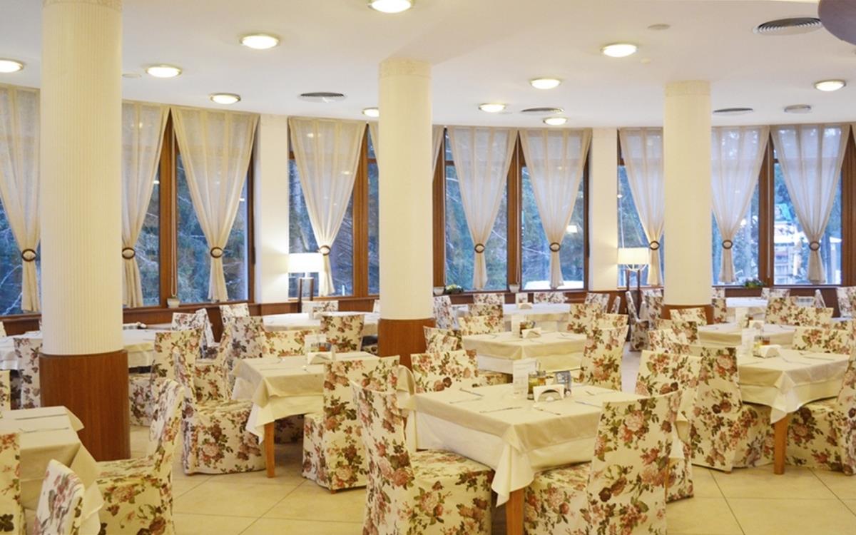 #altIMG Ресторан in Hotel# ORPHEUS #altIMG in# Пампорово, Бугарија
