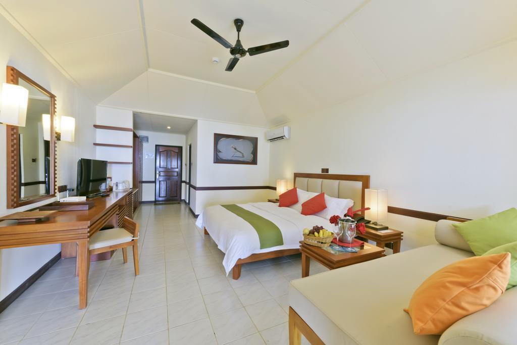 #altIMG Hotel# PARADISE ISLAND RESORT #altIMG in# Maldives, Maldives - #altIMG Image# 1
