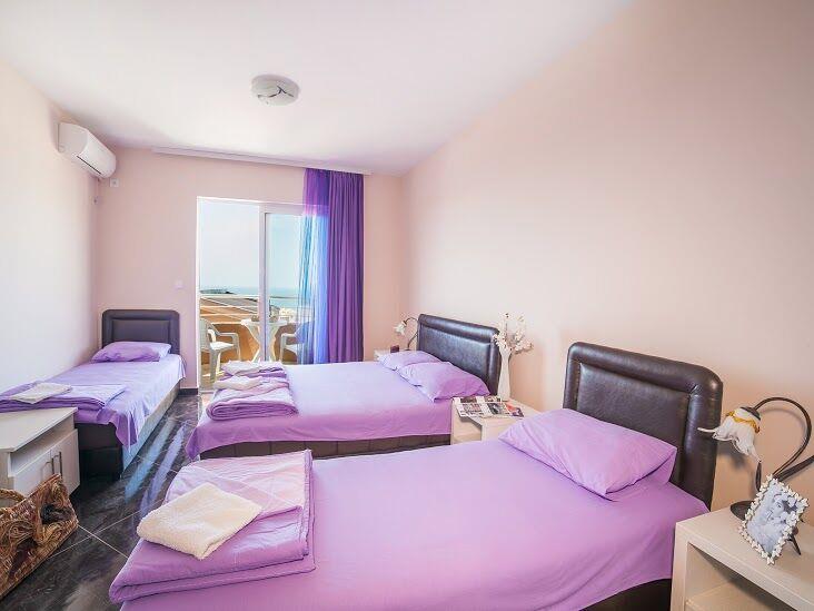 #altIMG Соба  in Hotel# Studio - Appartmani LARA S #altIMG in# Bar, Montenegro - #altIMG Image# 5